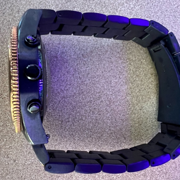 145 Fossil Men’s Watch with Bling - Picture 5 of 5